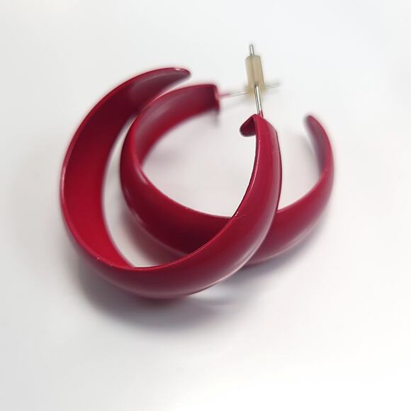Bold Red Chunky Hoop Earrings, Retro Statement Plastic Hoops for Women Jewelry - Picture 6 of 10